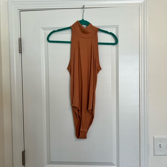 Tan Ribbed Bodysuit - Picture 7 of 9